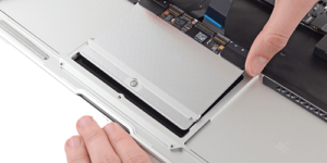 MacBook Pro broken trackpad Fixology | Mobil og tablet reparation
